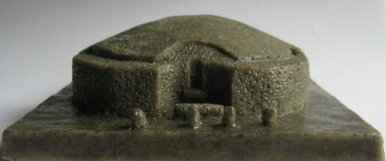 Newgrange Minilithic Paperweight