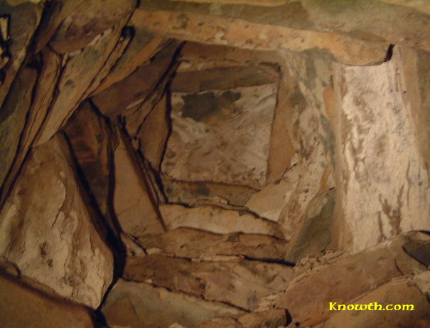 corbelled roof over the chamber inside the mound at New Grange